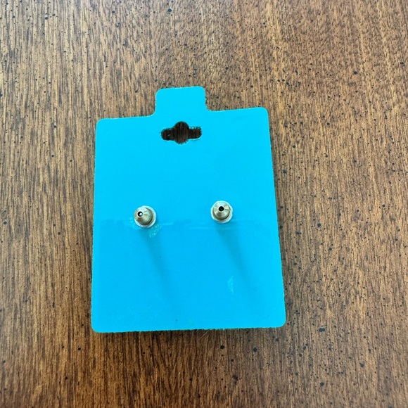 14K gold sailboat earrings - Picture 2 of 2